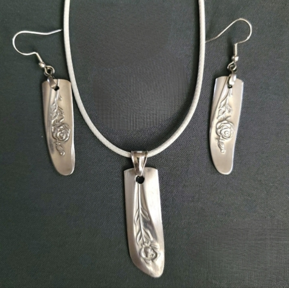 2 PIECE SET Vintage 1960s MY ROSE Hand-Crafted Spoon Necklace Earrings Stainless